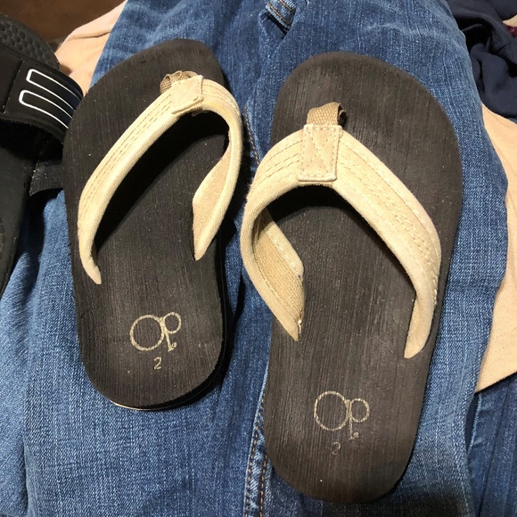 inc daivi platform sandals